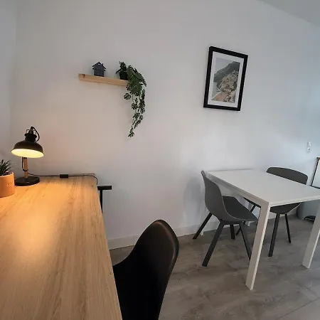 Apartment Le Cosy 2 - 2 Personnes - Proche Du Centre-ville